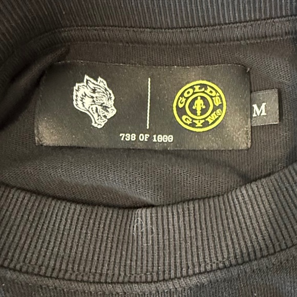 NWOT Darc Sport Cropped Black Gold's Gym Orange Flame Long-Sleeve Tee (Size M) - Picture 4 of 6